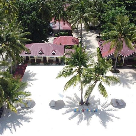 Beach Placid Resort Powered By Cocotel Ocoy Ngoại thất bức ảnh