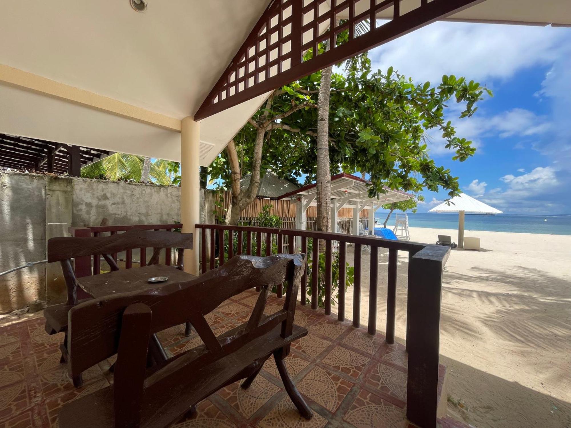 Beach Placid Resort Powered By Cocotel Ocoy Phòng bức ảnh