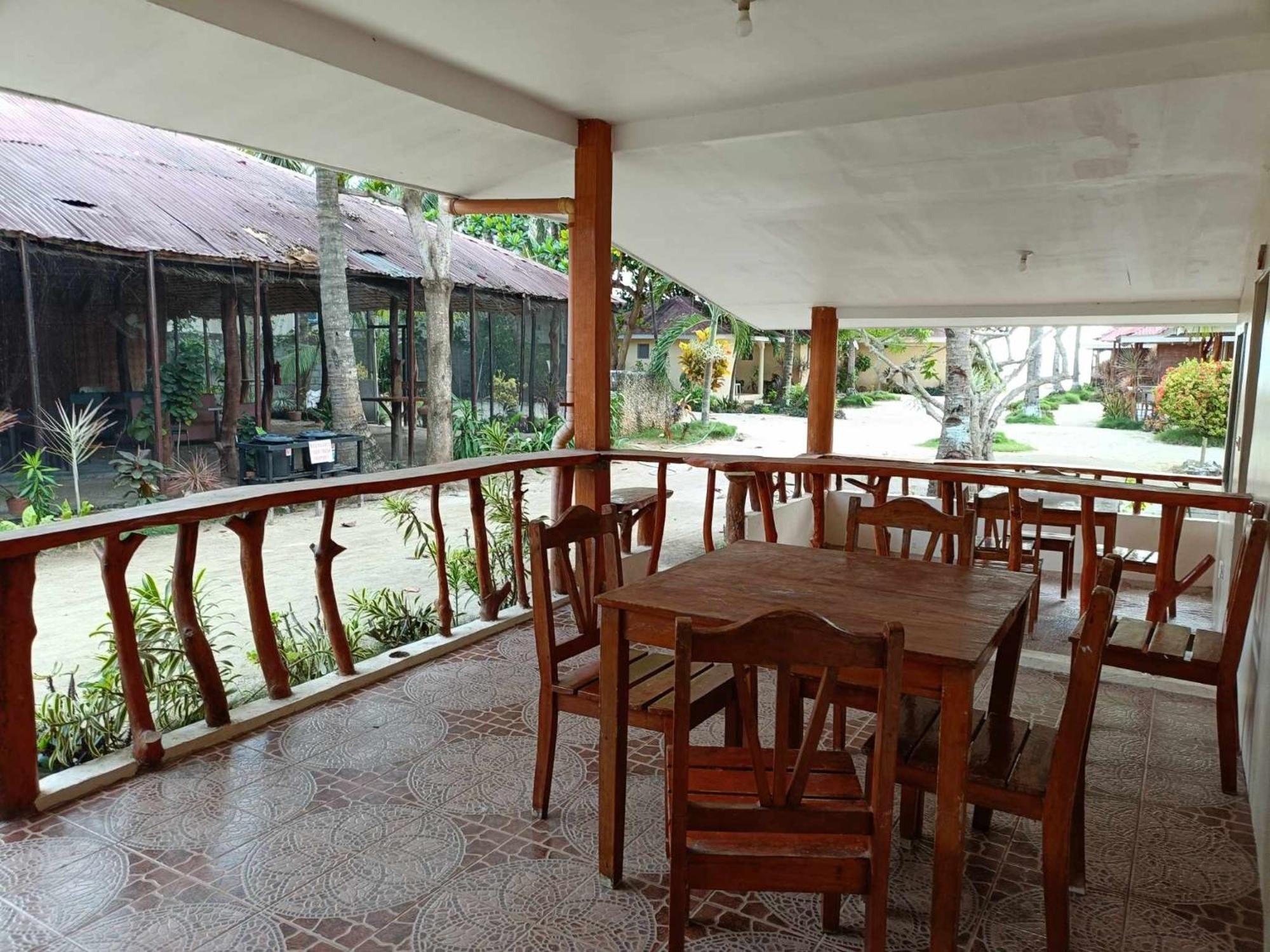 Beach Placid Resort Powered By Cocotel Ocoy Phòng bức ảnh